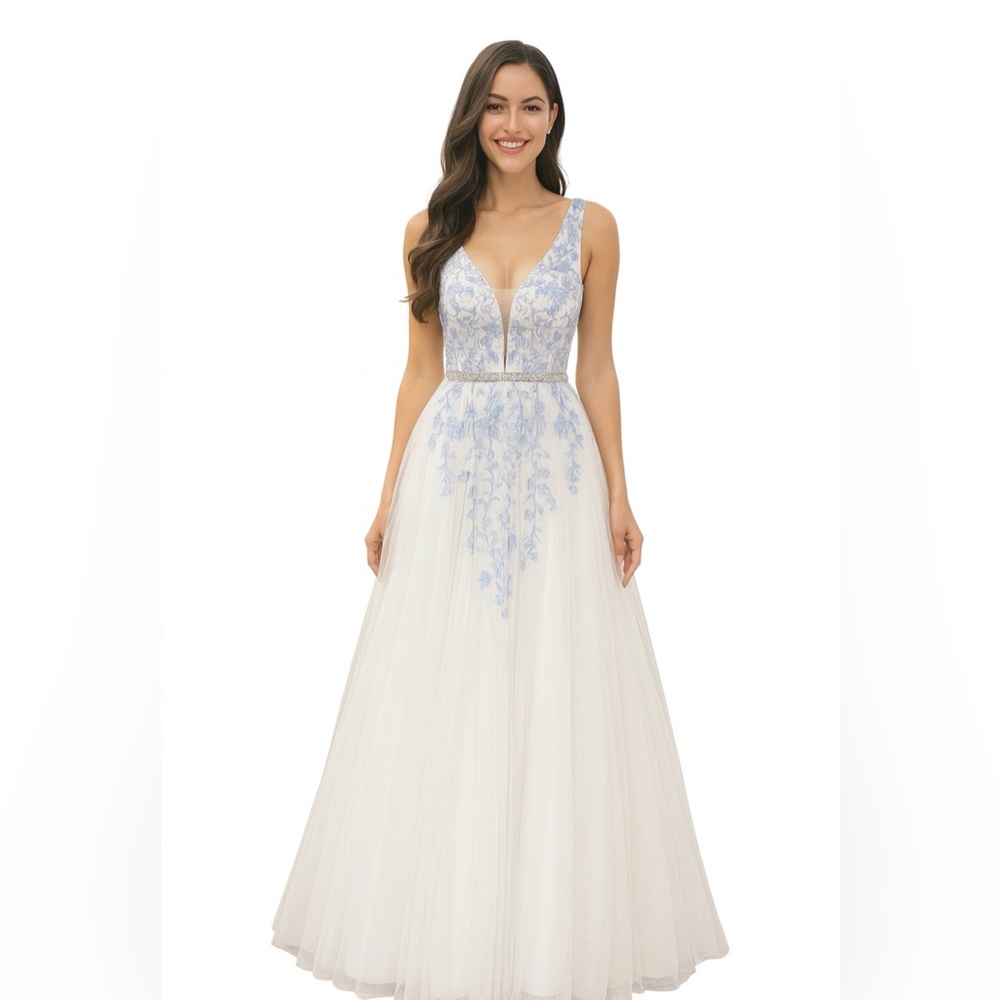 Elegant Blue and White Floral Maxi Dress